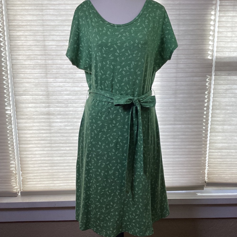 Toad&Co Sage Green Floral Midi Dress with Waist Tie